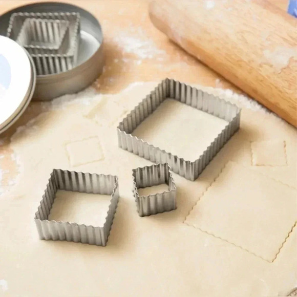 Ateco Pastry 5 Different Size Cookie Cutters NWT - Picture 1 of 8